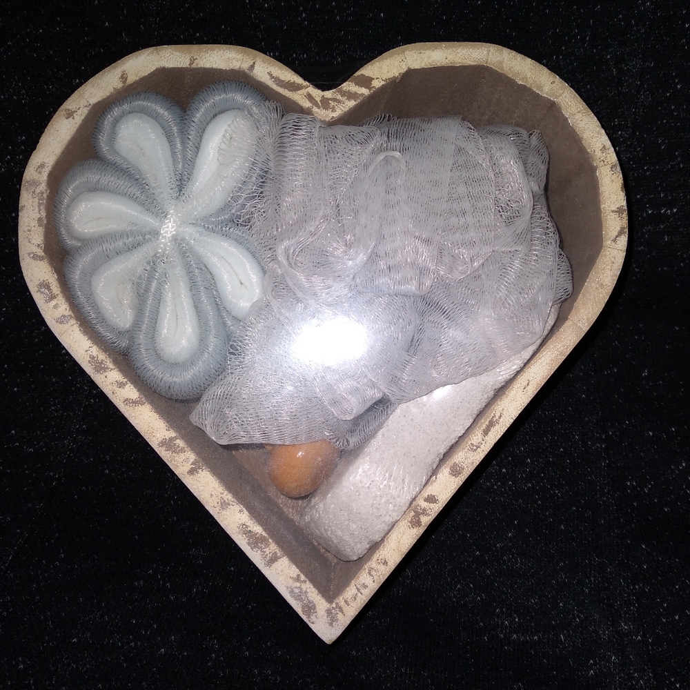 Spa Essentials - Picture 2 of 3